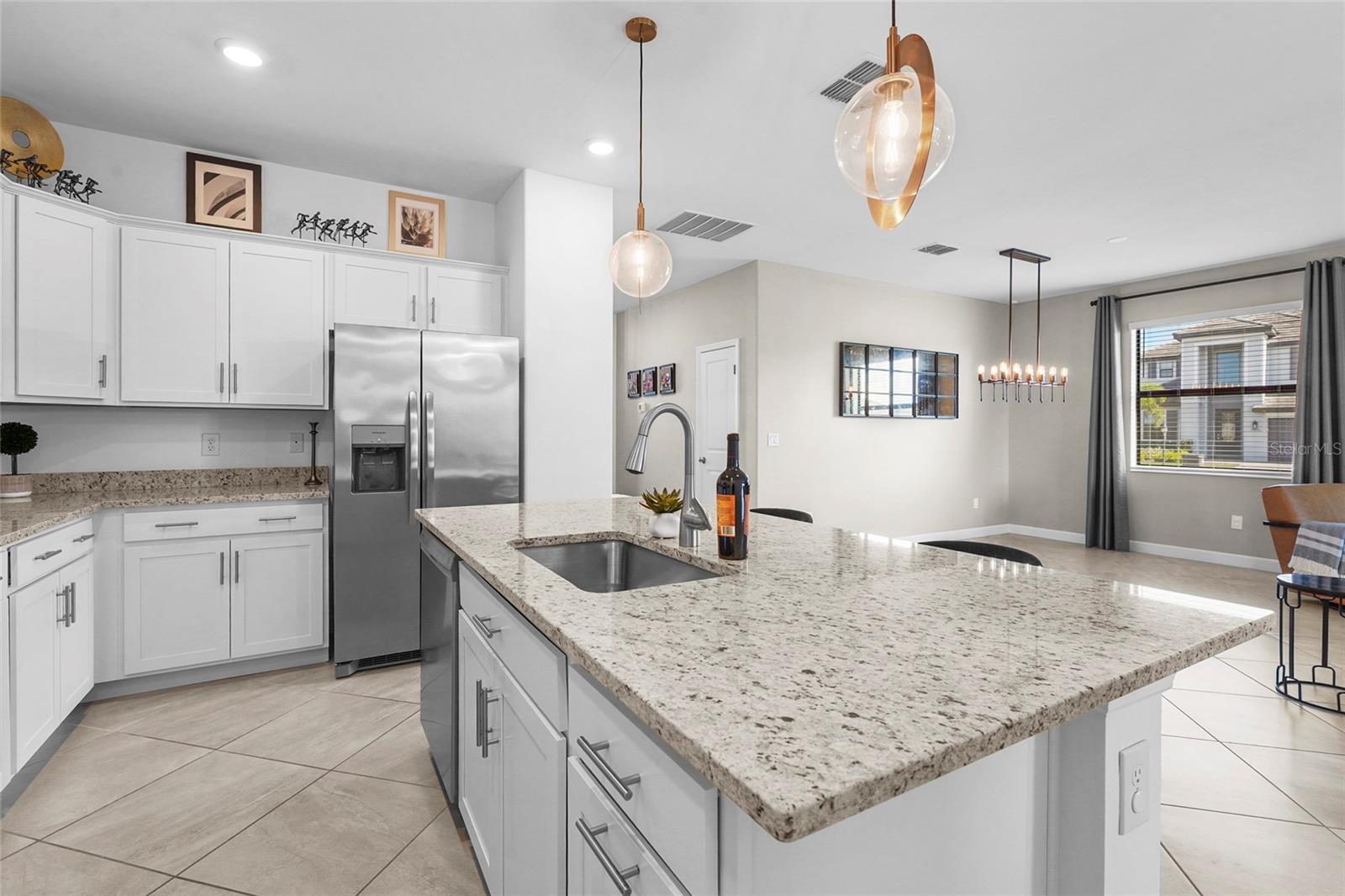 LORRAINE LAKES PH I - Residential