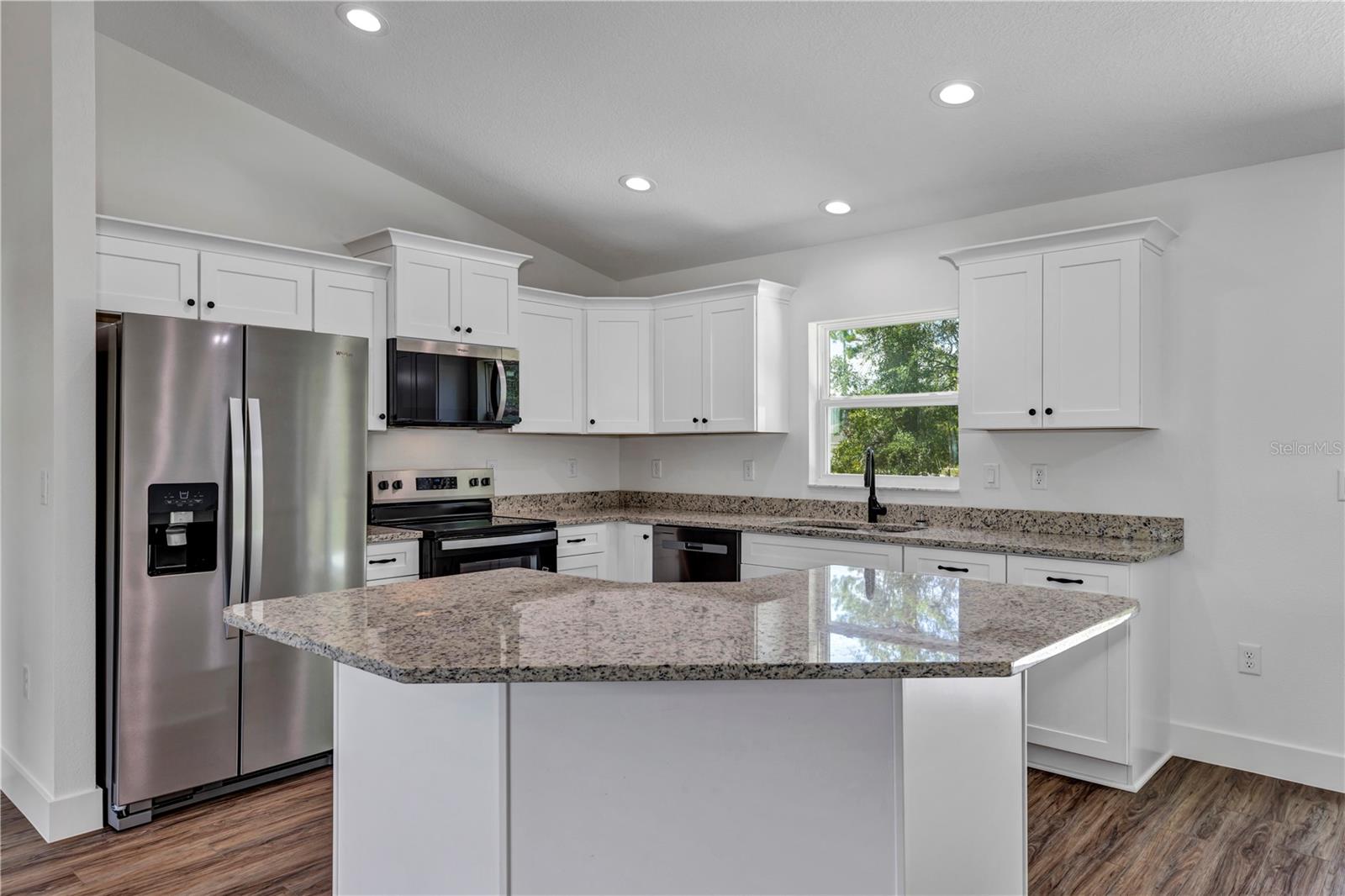 CITRUS SPGS UNIT 01 - Residential