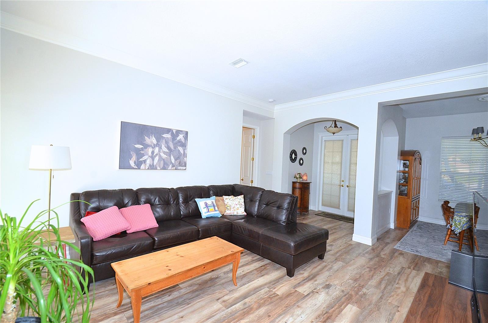 TAILFEATHER WAY AT TARA - Residential