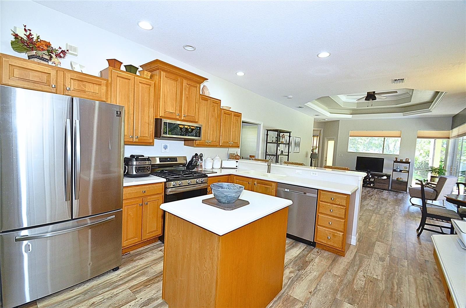 TAILFEATHER WAY AT TARA - Residential