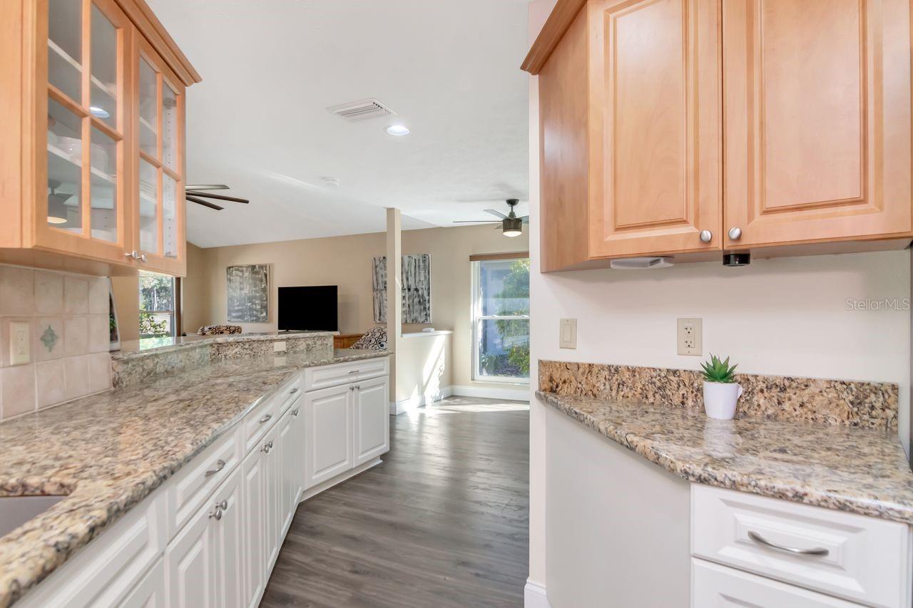 RIVER HILLS COUNTRY CLUB PH 01 - Residential