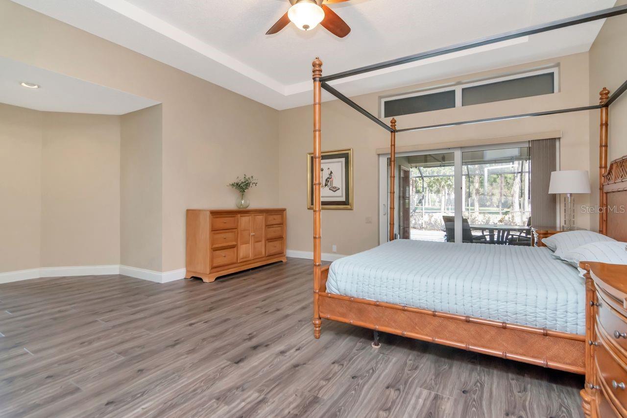 RIVER HILLS COUNTRY CLUB PH 01 - Residential