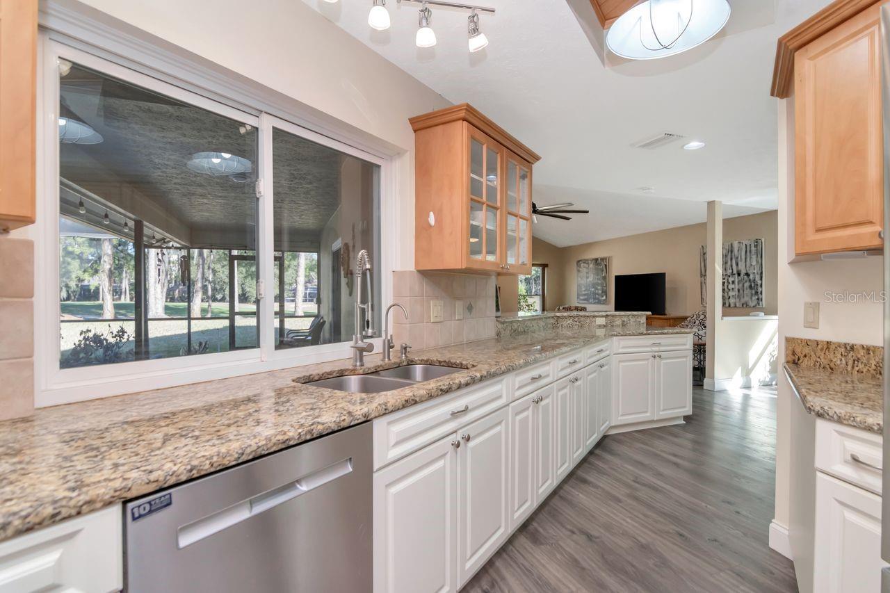 RIVER HILLS COUNTRY CLUB PH 01 - Residential