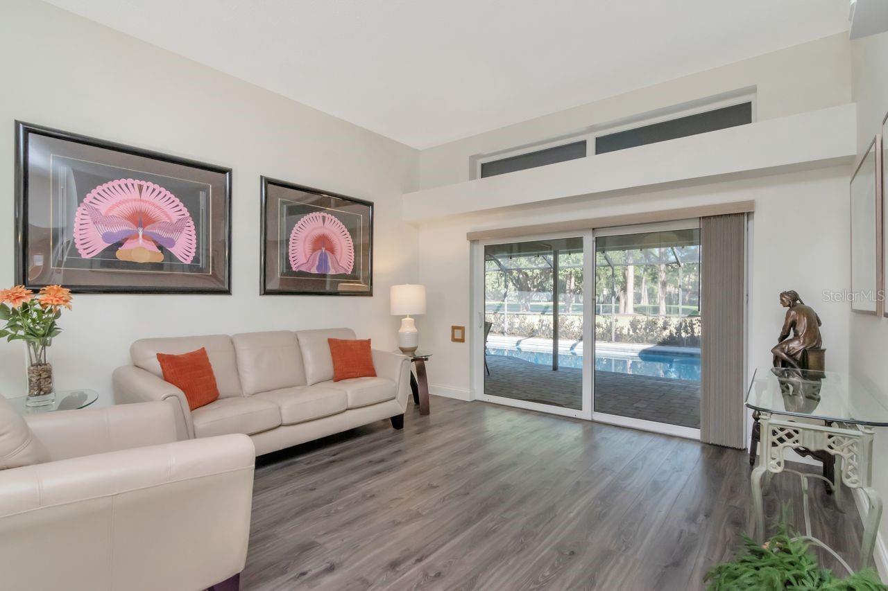 RIVER HILLS COUNTRY CLUB PH 01 - Residential