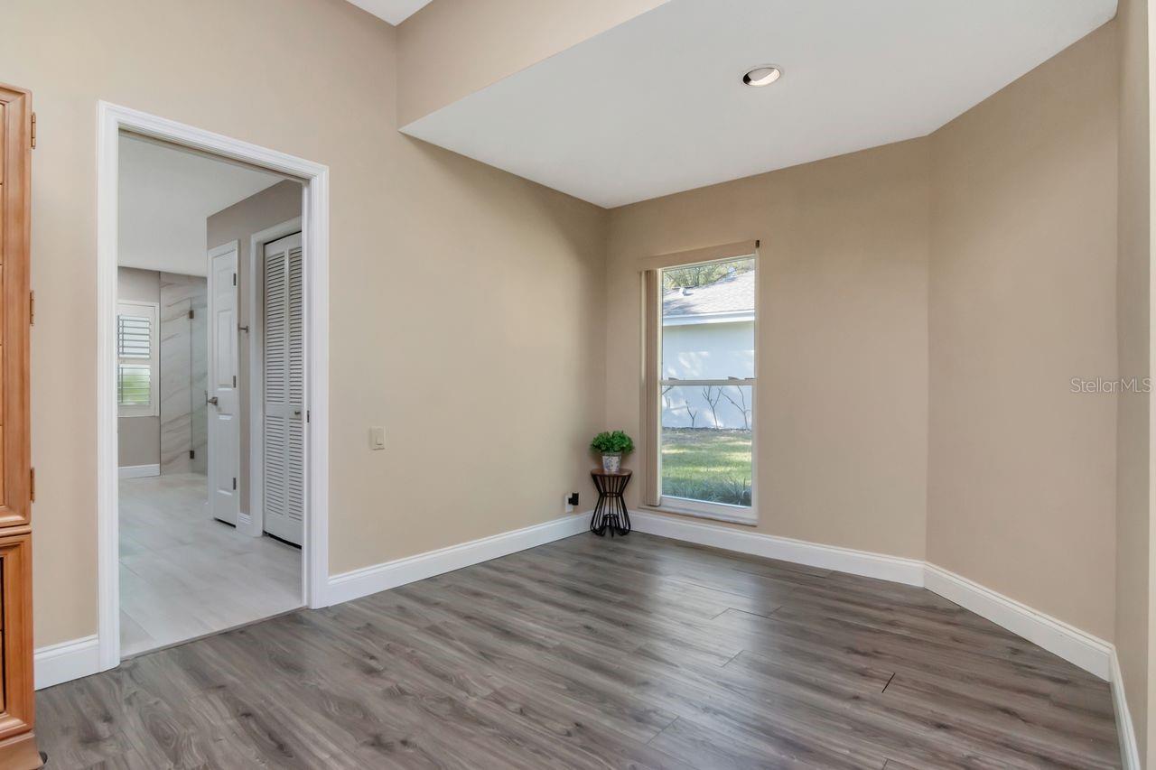 RIVER HILLS COUNTRY CLUB PH 01 - Residential