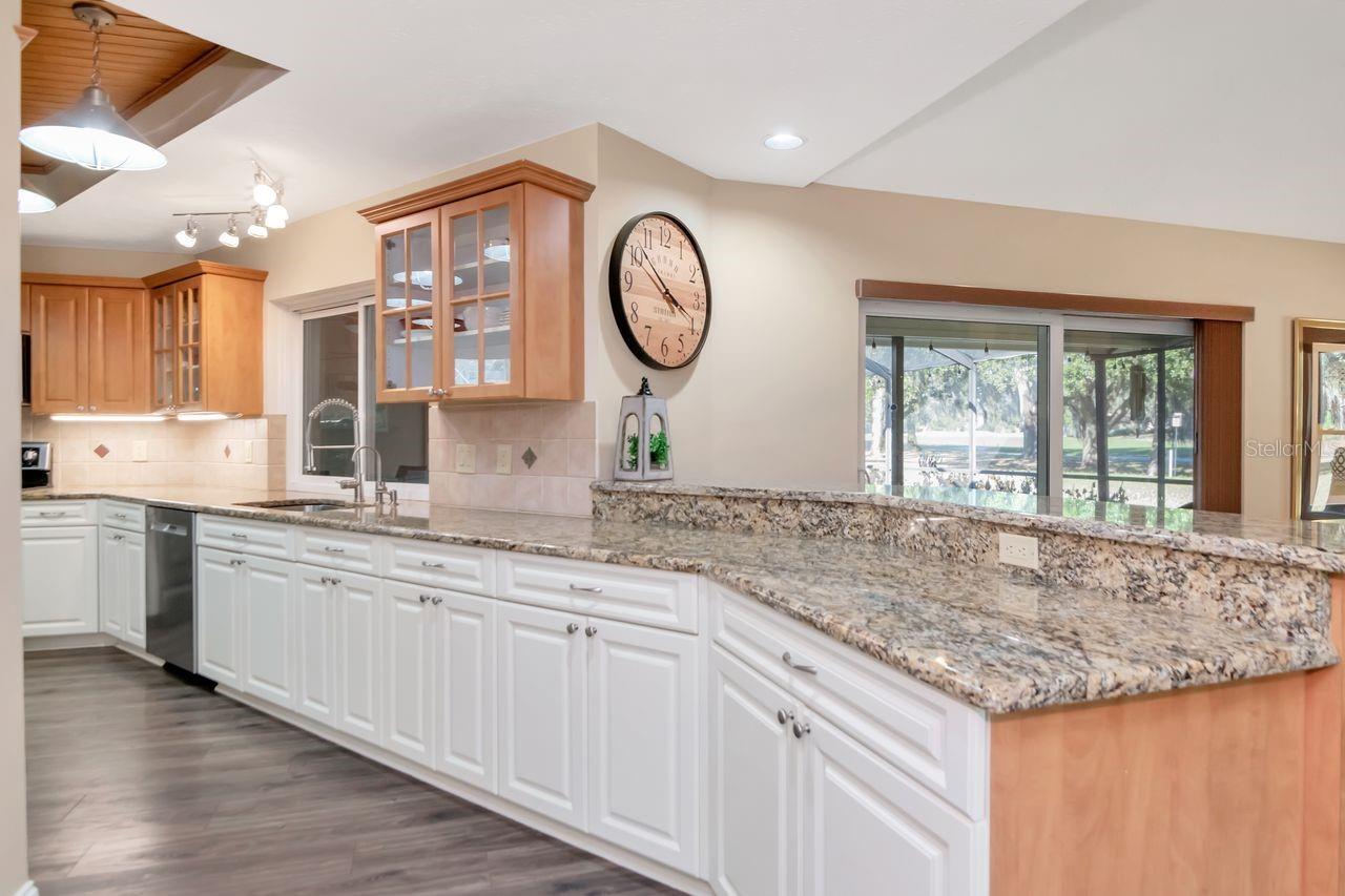 RIVER HILLS COUNTRY CLUB PH 01 - Residential