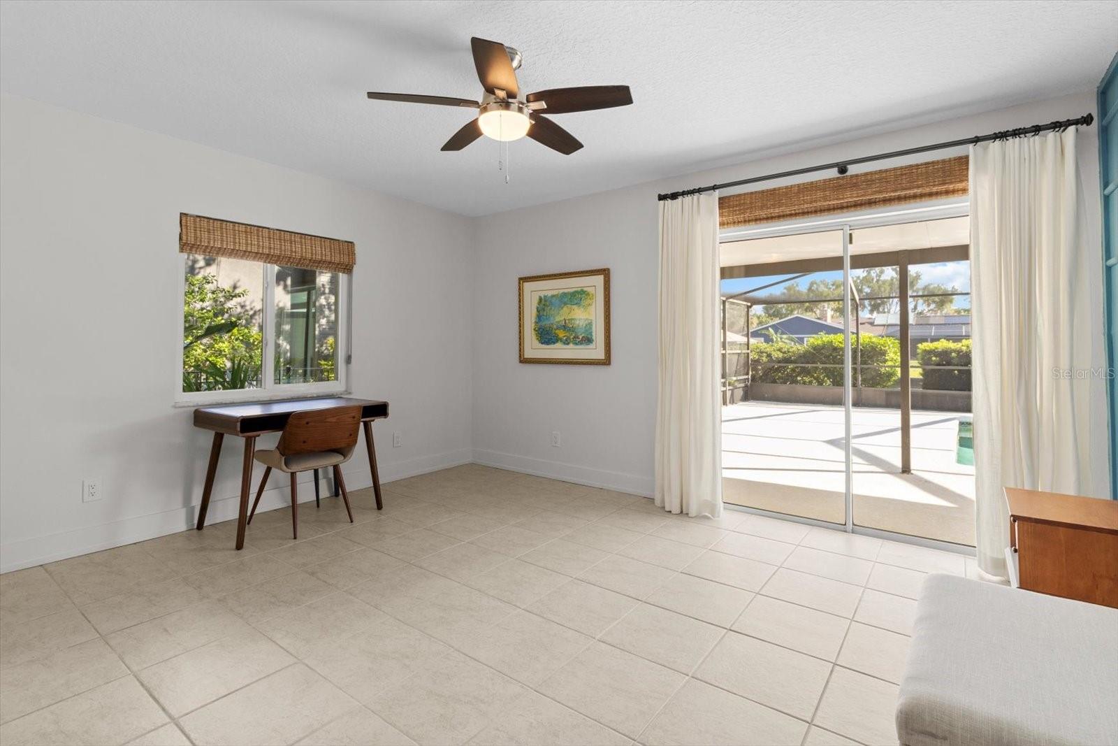 SPRINGS O PARADISE UNIT 02 - Residential