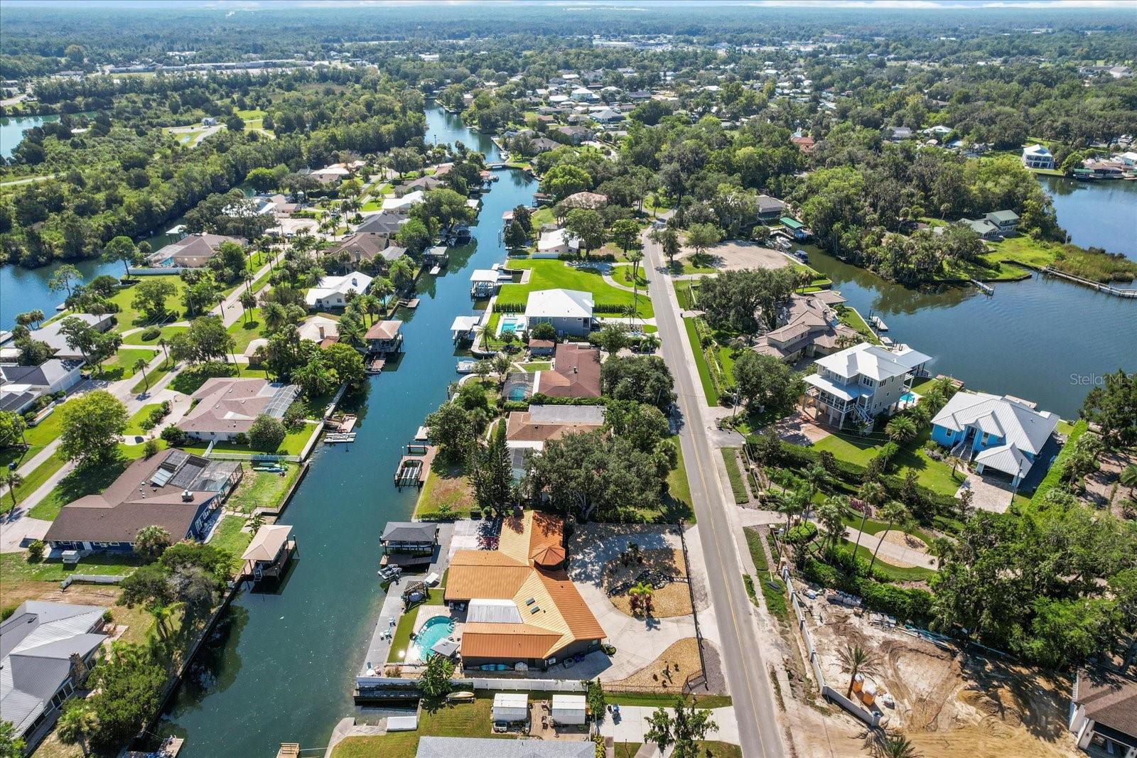 SPRINGS O PARADISE UNIT 02 - Residential