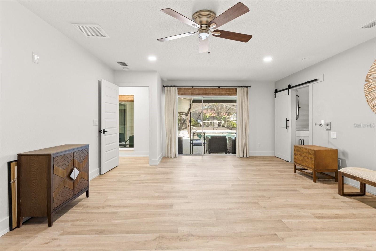 SPRINGS O PARADISE UNIT 02 - Residential