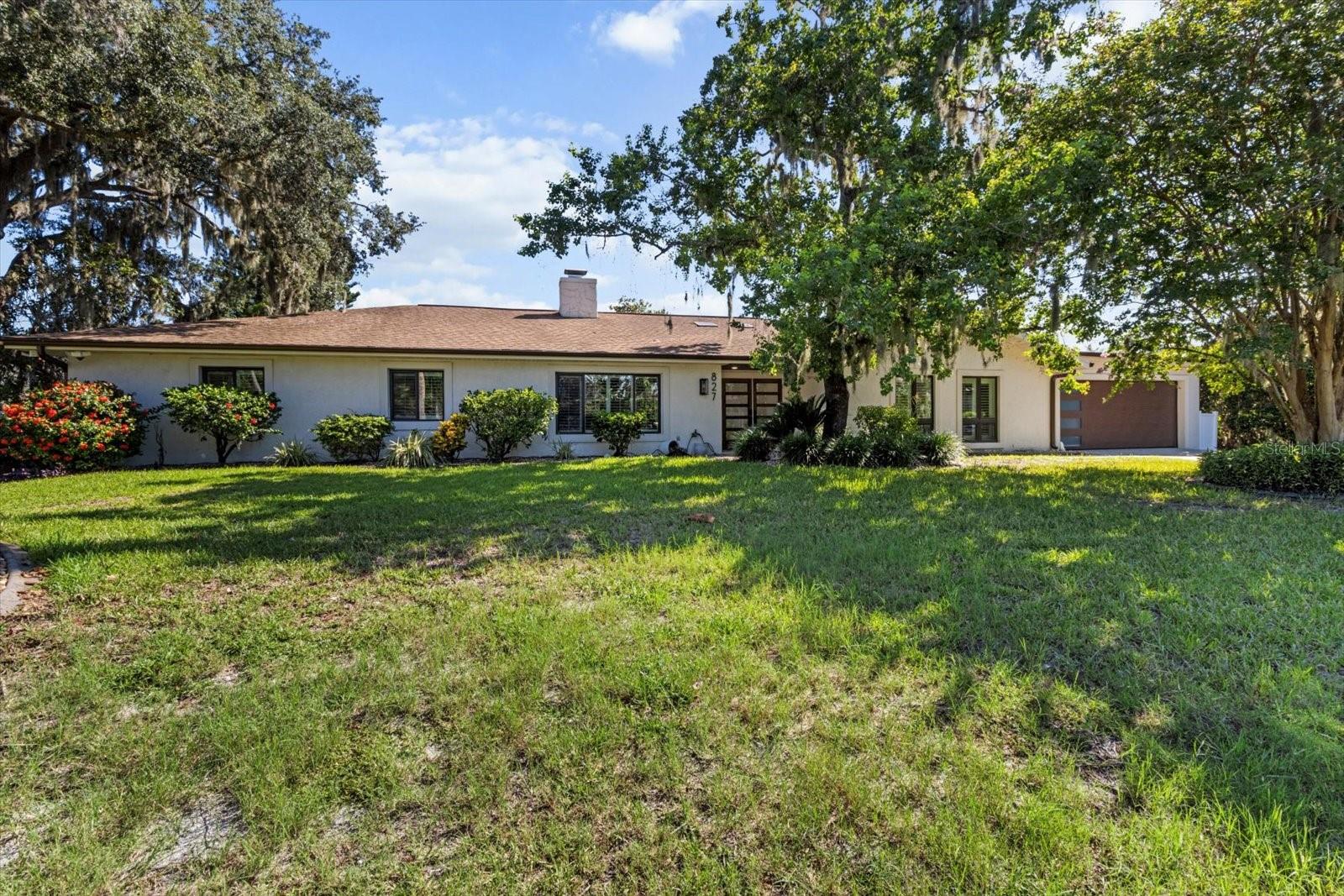 SPRINGS O PARADISE UNIT 02 - Residential