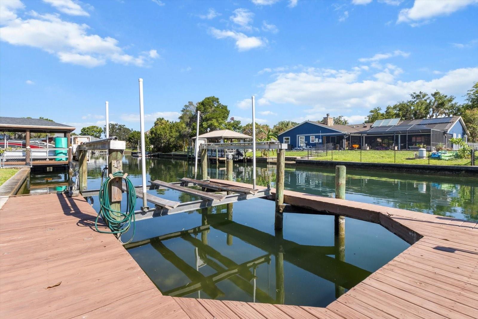 SPRINGS O PARADISE UNIT 02 - Residential