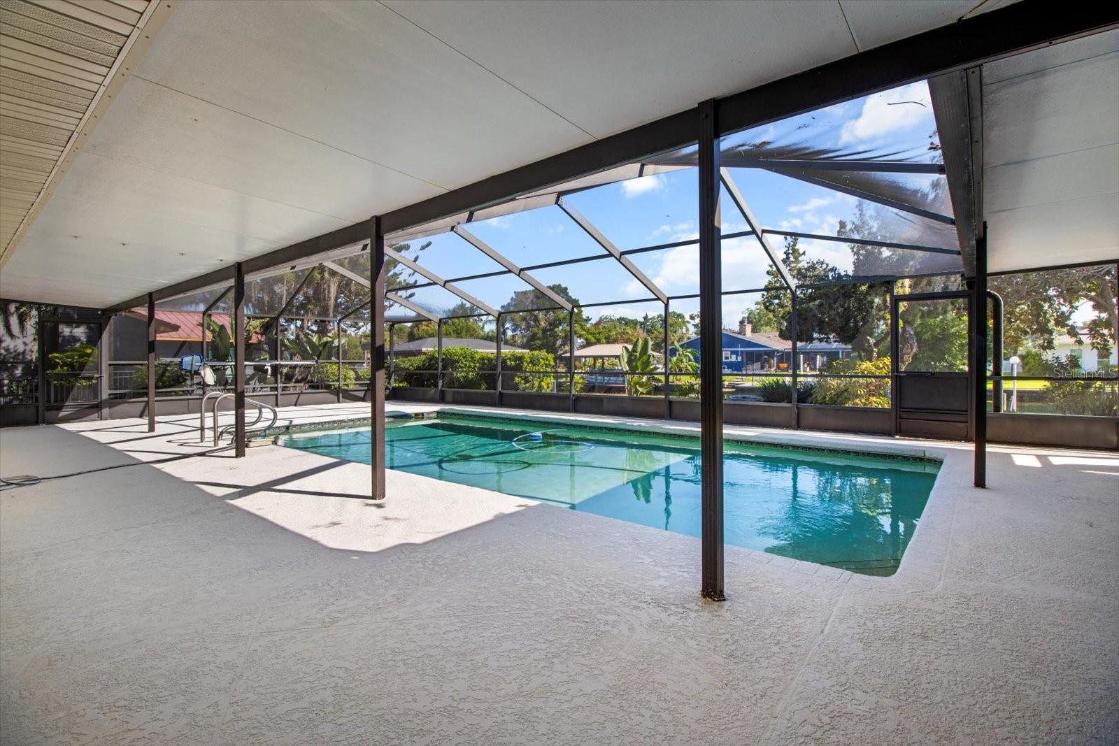 SPRINGS O PARADISE UNIT 02 - Residential