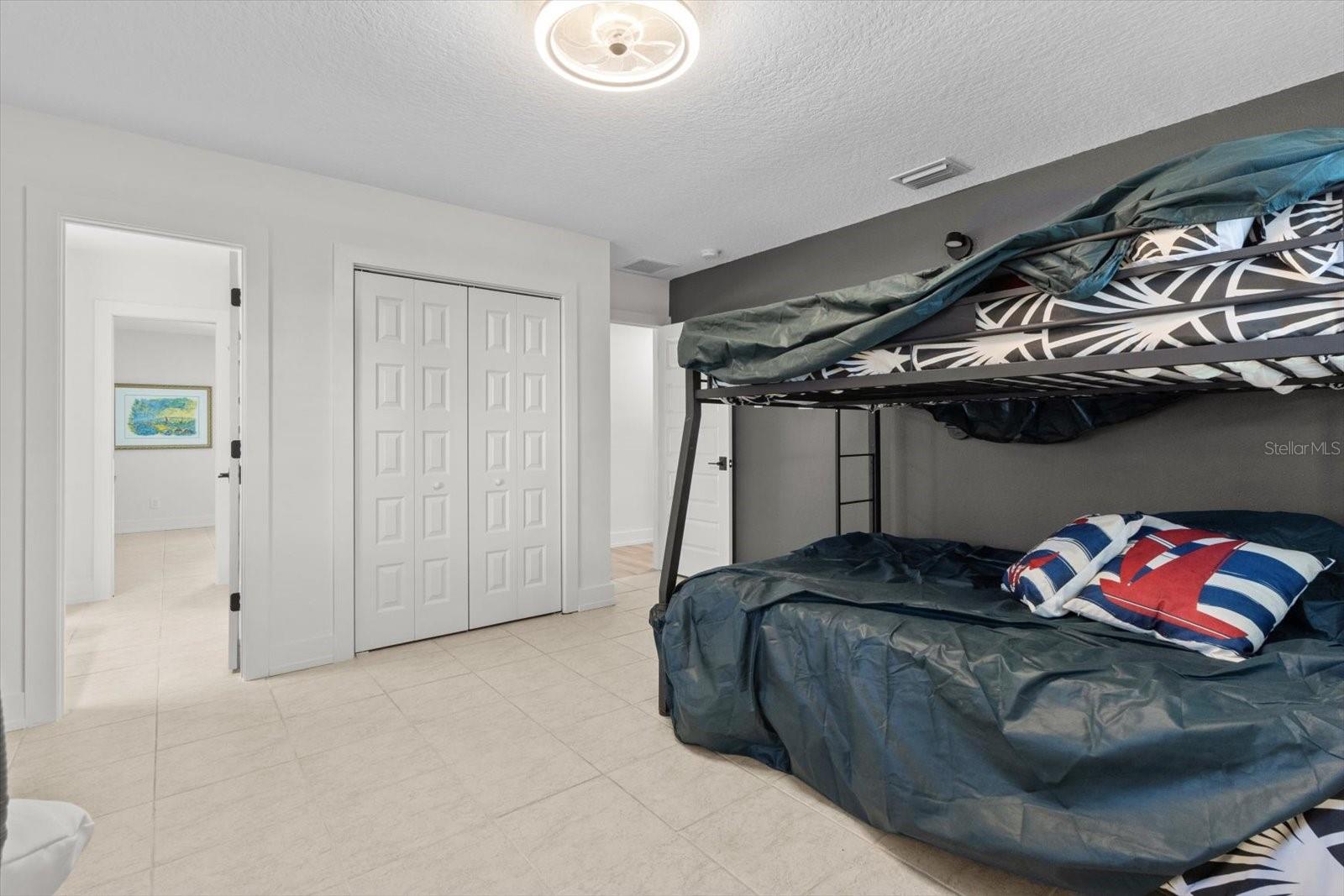 SPRINGS O PARADISE UNIT 02 - Residential