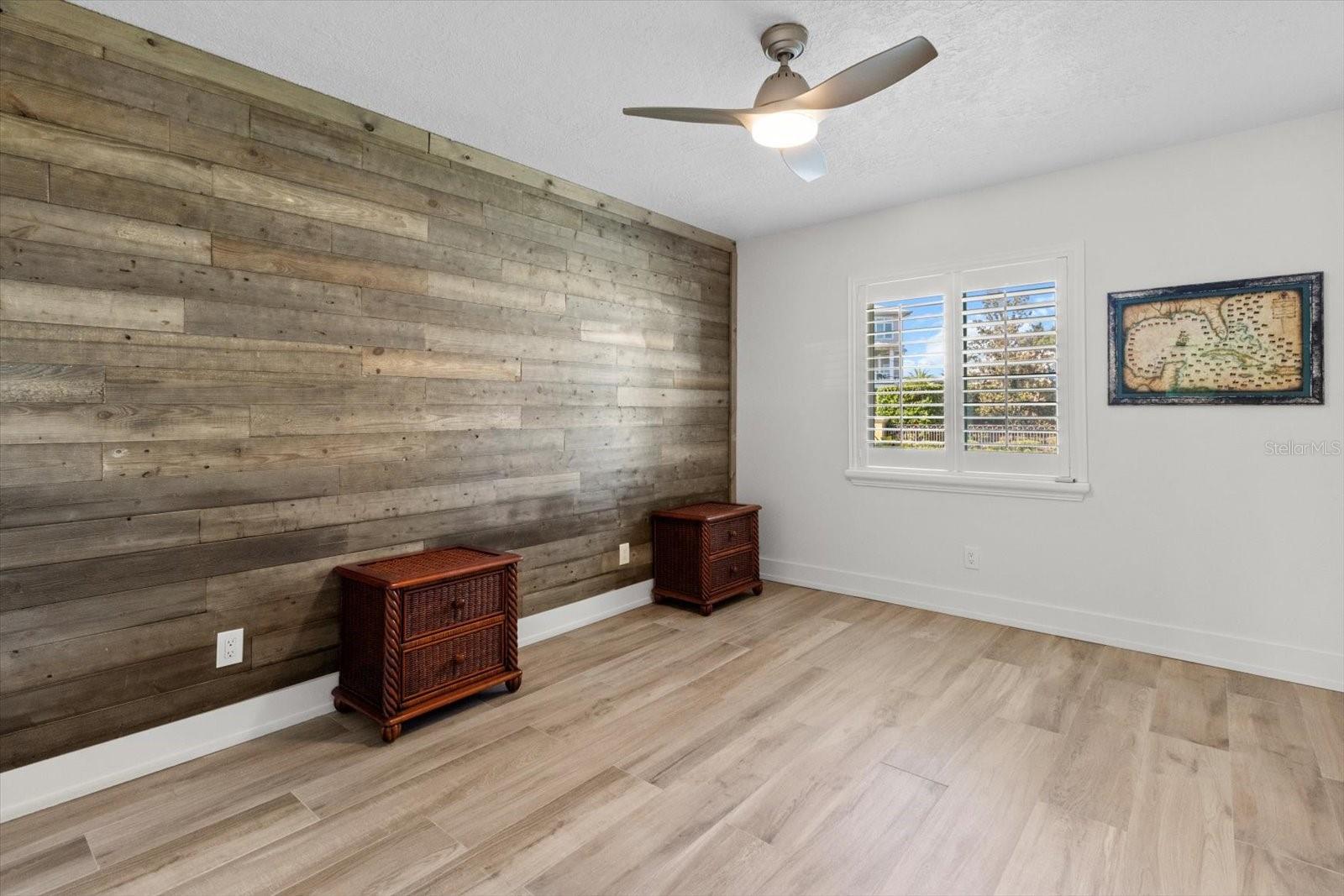 SPRINGS O PARADISE UNIT 02 - Residential