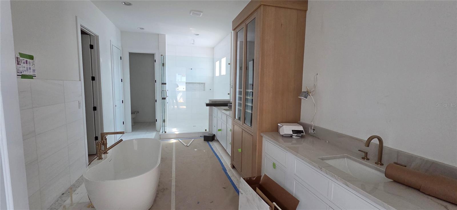 DAVIS ISLANDS PB10 PG52 TO 57 - Residential