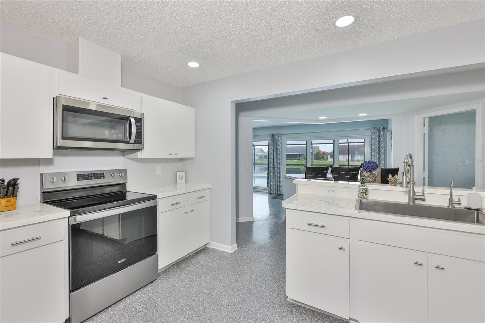 CALOOSA COUNTRY CLUB ESTATES - Residential