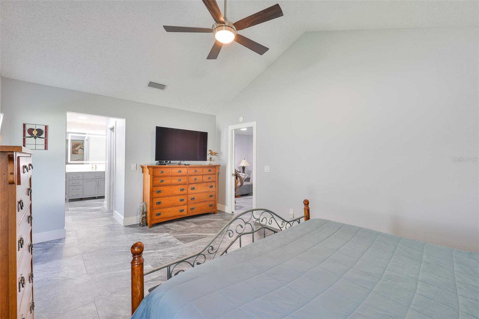 CALOOSA COUNTRY CLUB ESTATES - Residential
