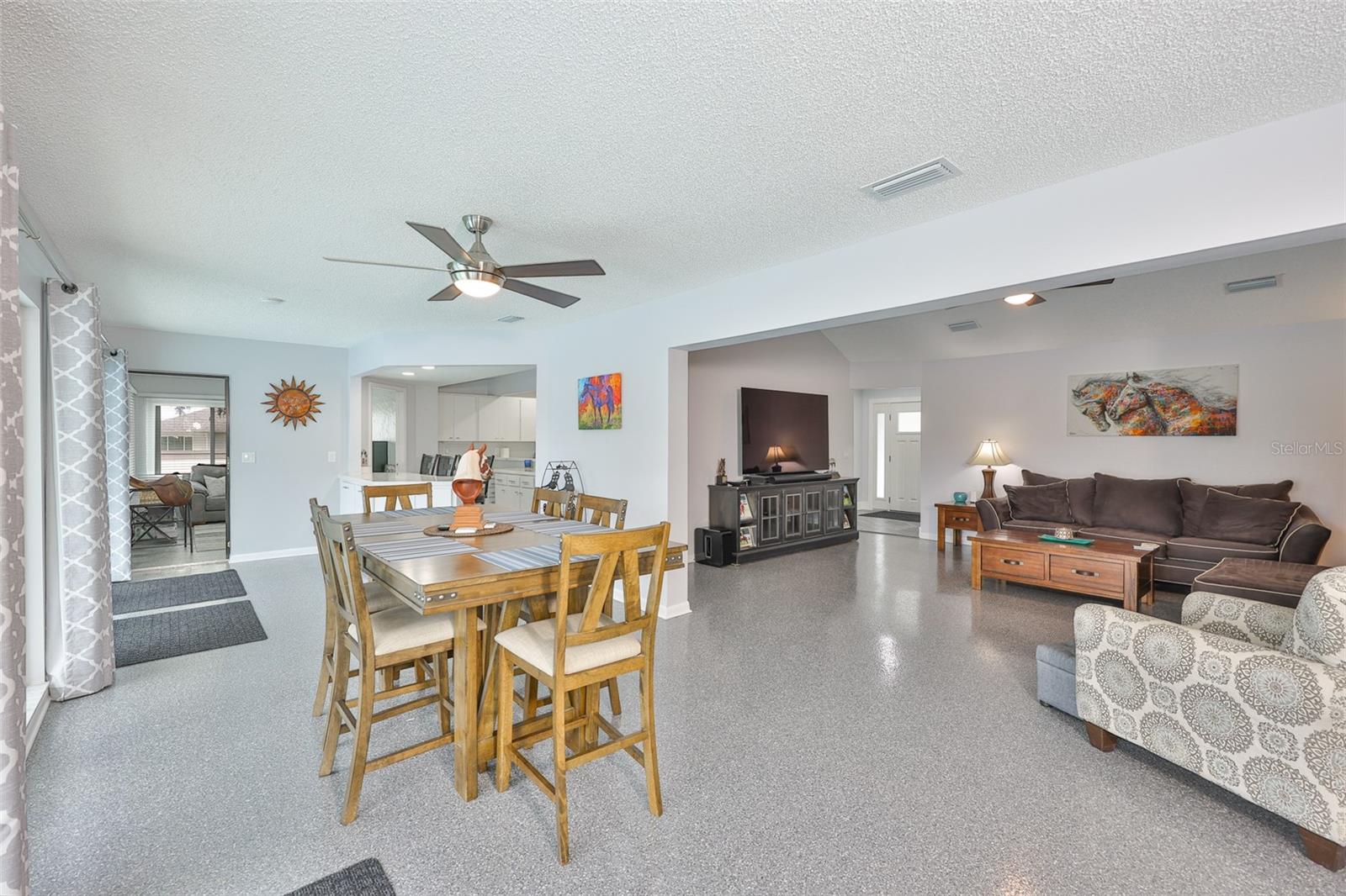 CALOOSA COUNTRY CLUB ESTATES - Residential