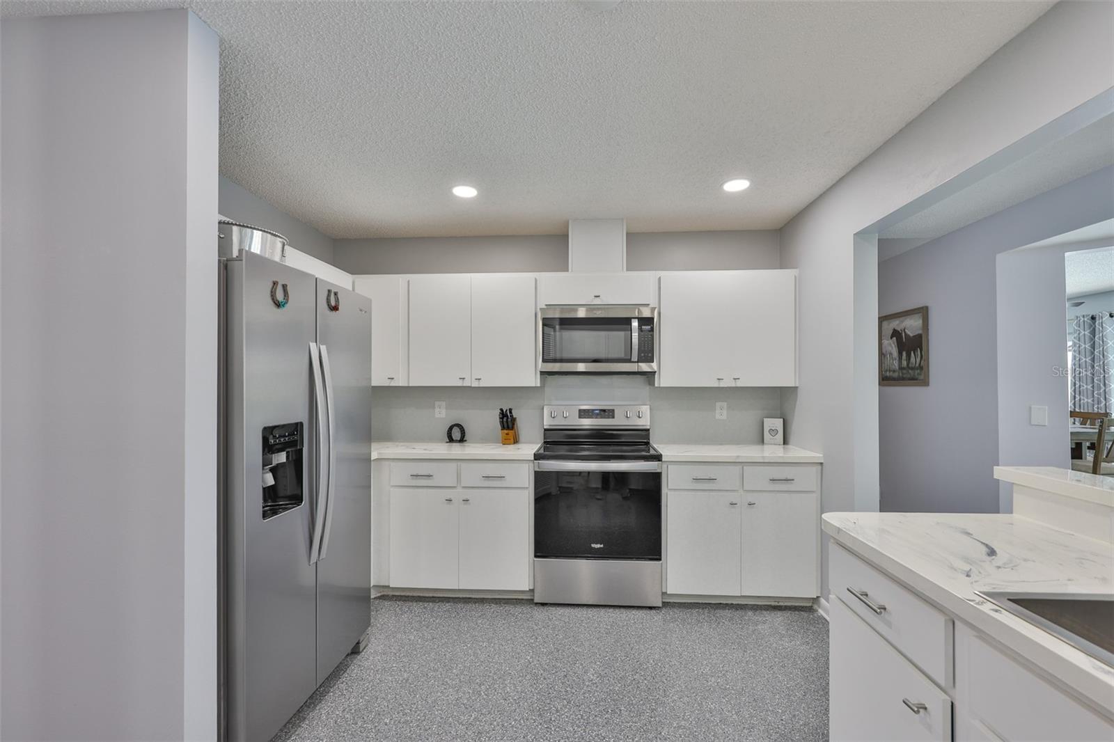 CALOOSA COUNTRY CLUB ESTATES - Residential