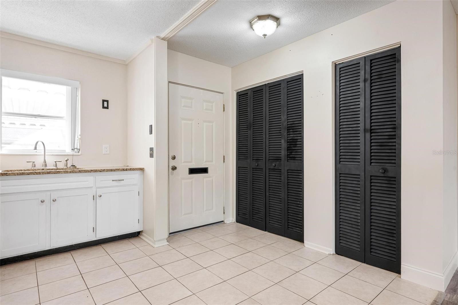 VILLAGER APTS - Residential