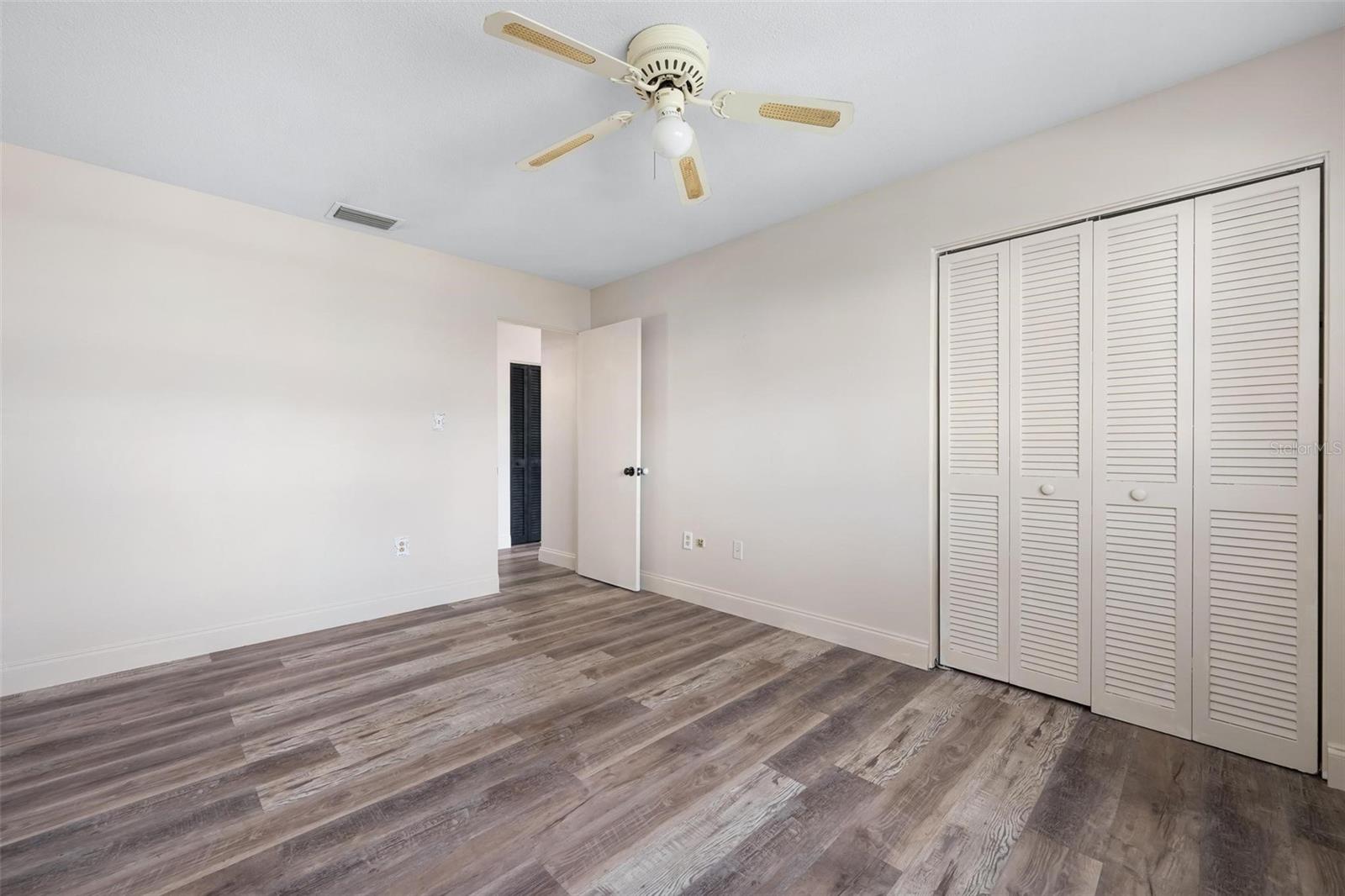 VILLAGER APTS - Residential