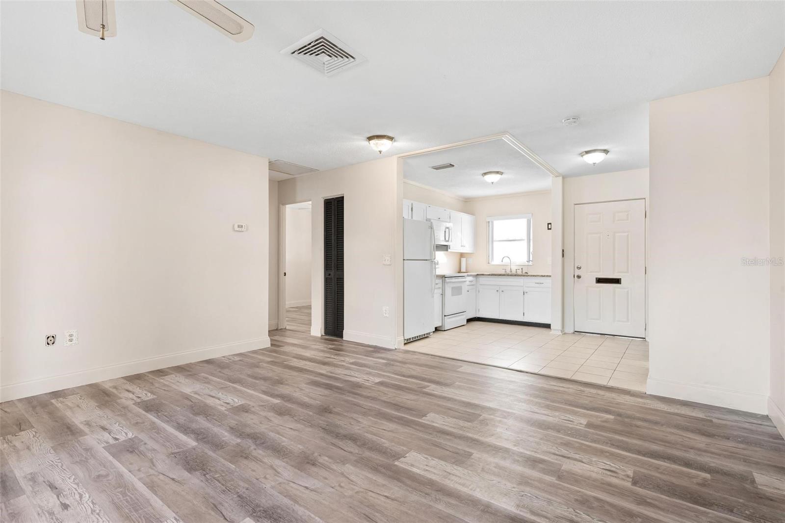 VILLAGER APTS - Residential