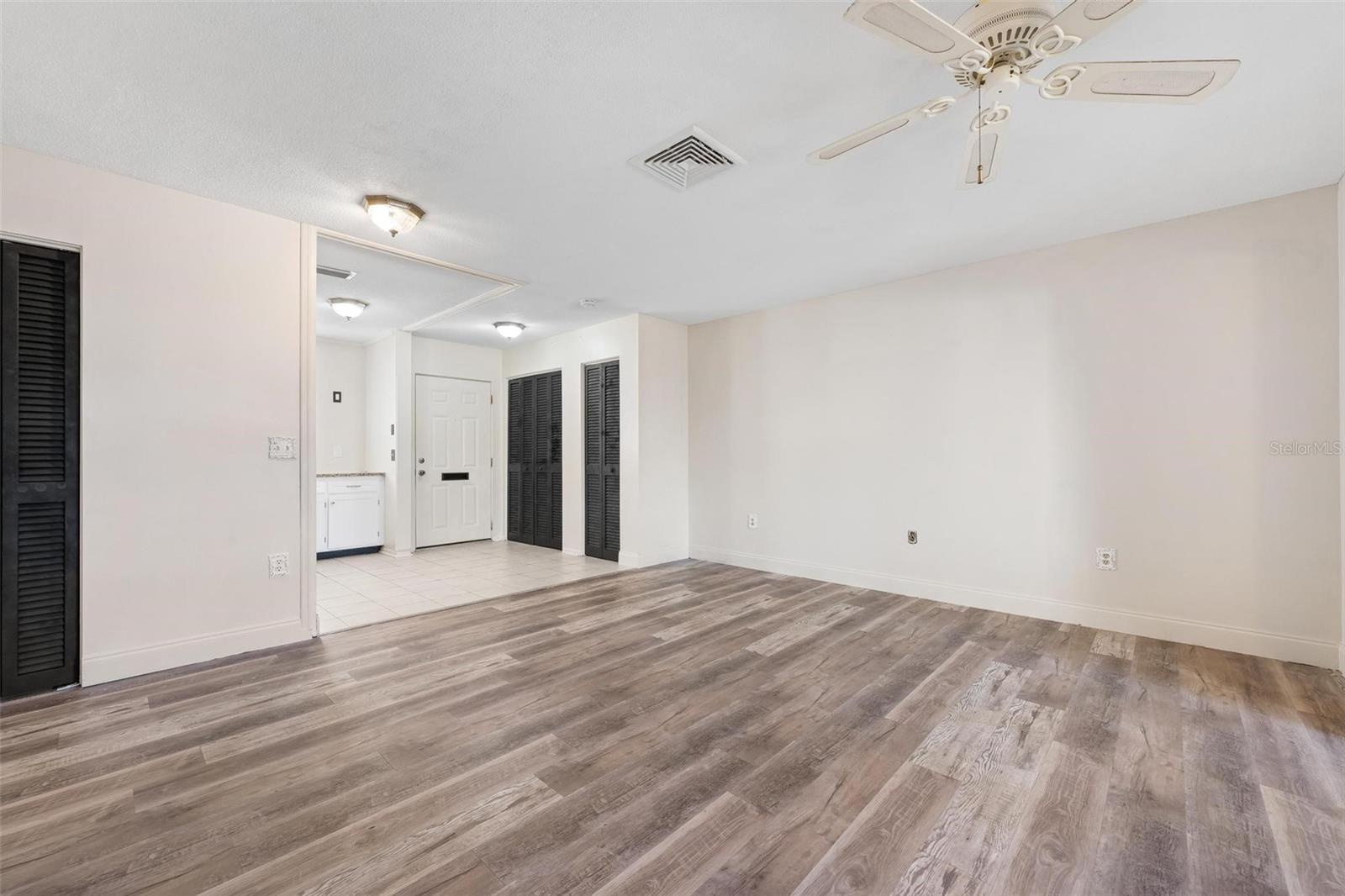 VILLAGER APTS - Residential