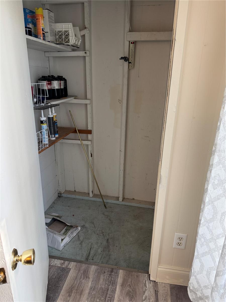 VILLAGER APTS - Residential