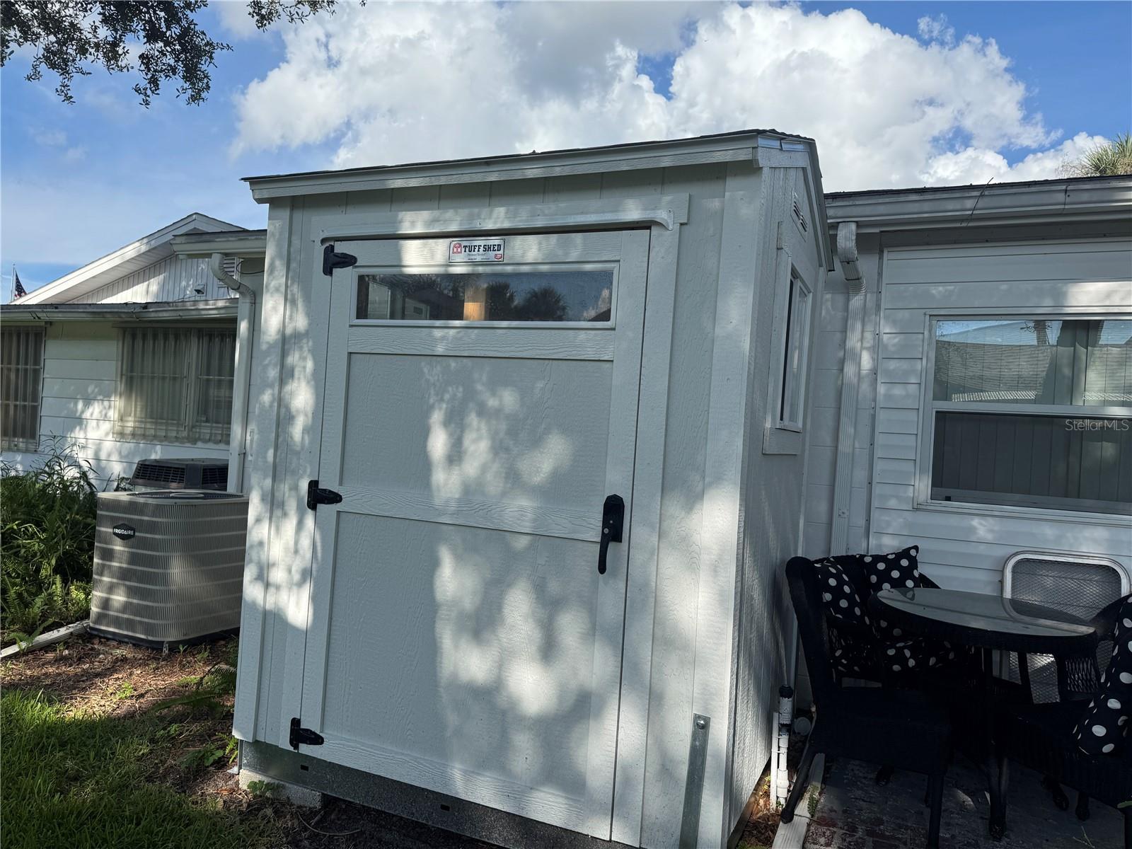 VILLAGER APTS - Residential