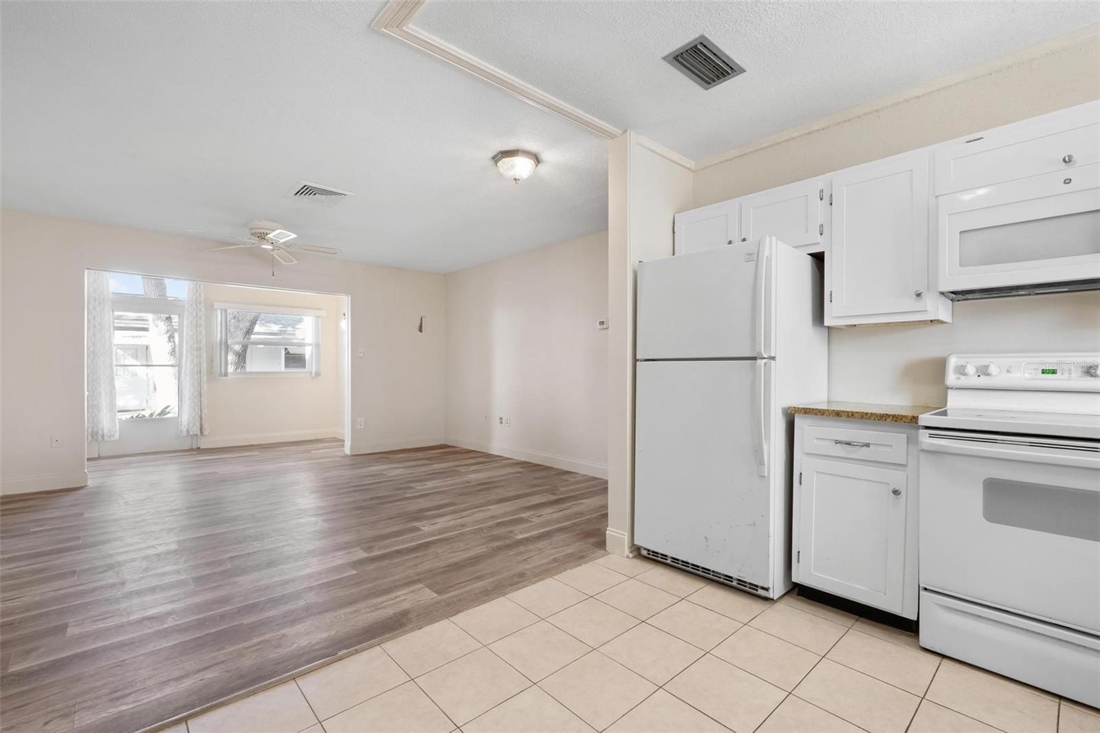 VILLAGER APTS - Residential