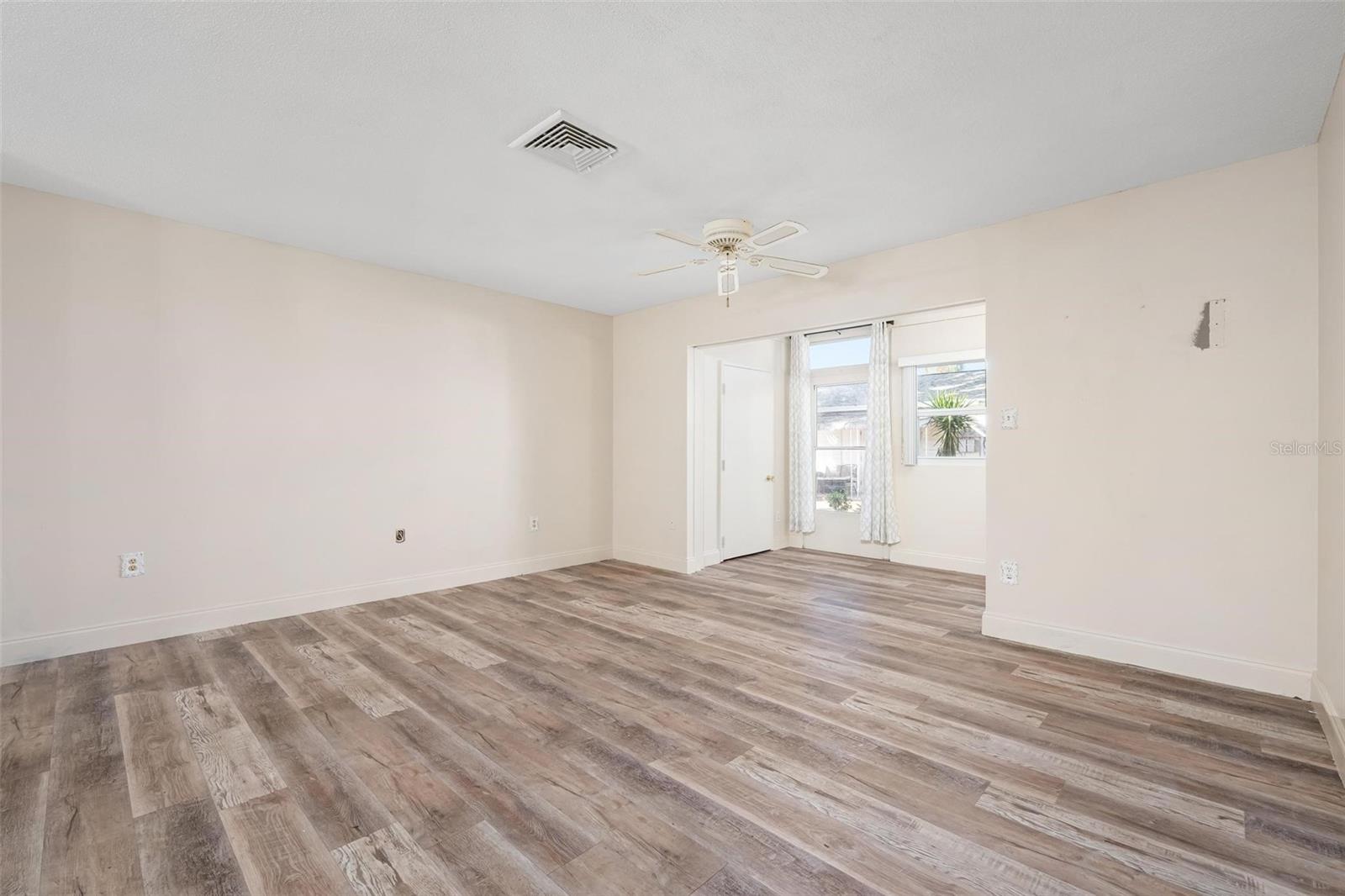 VILLAGER APTS - Residential