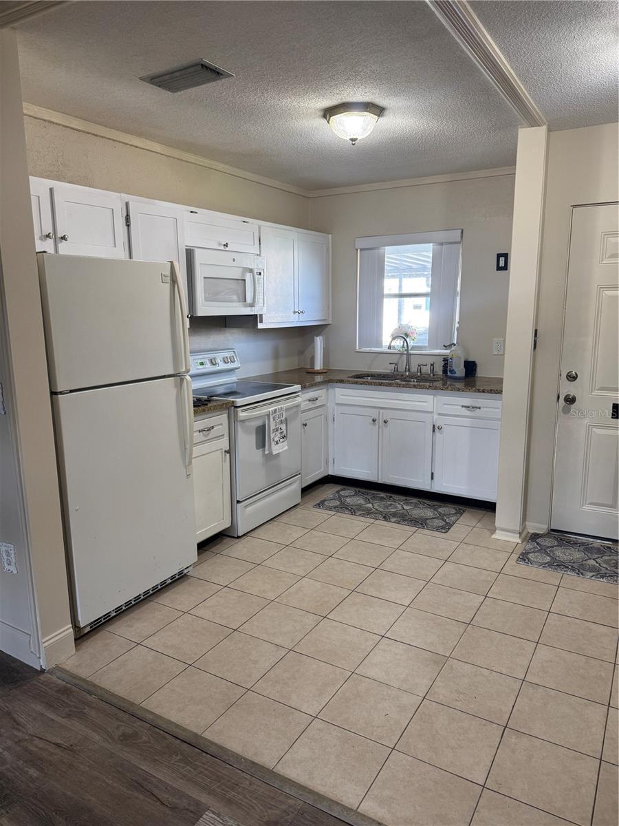 VILLAGER APTS - Residential