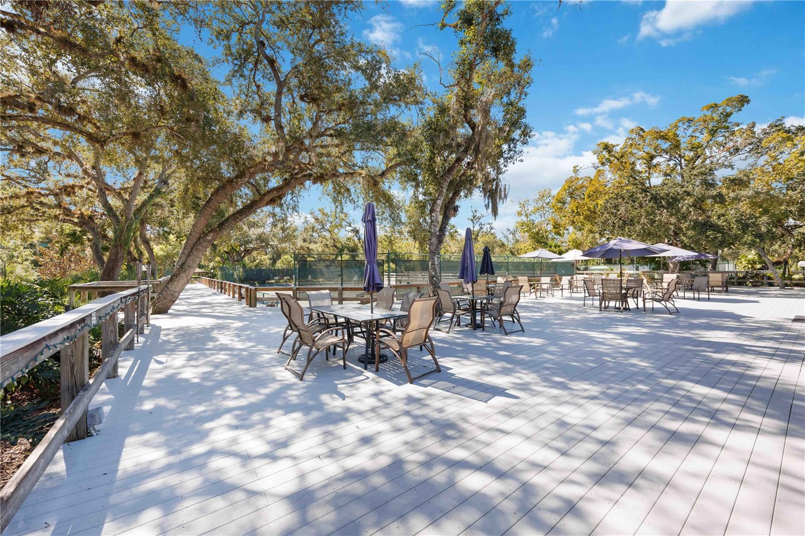 MEADOWLAKE V - Residential