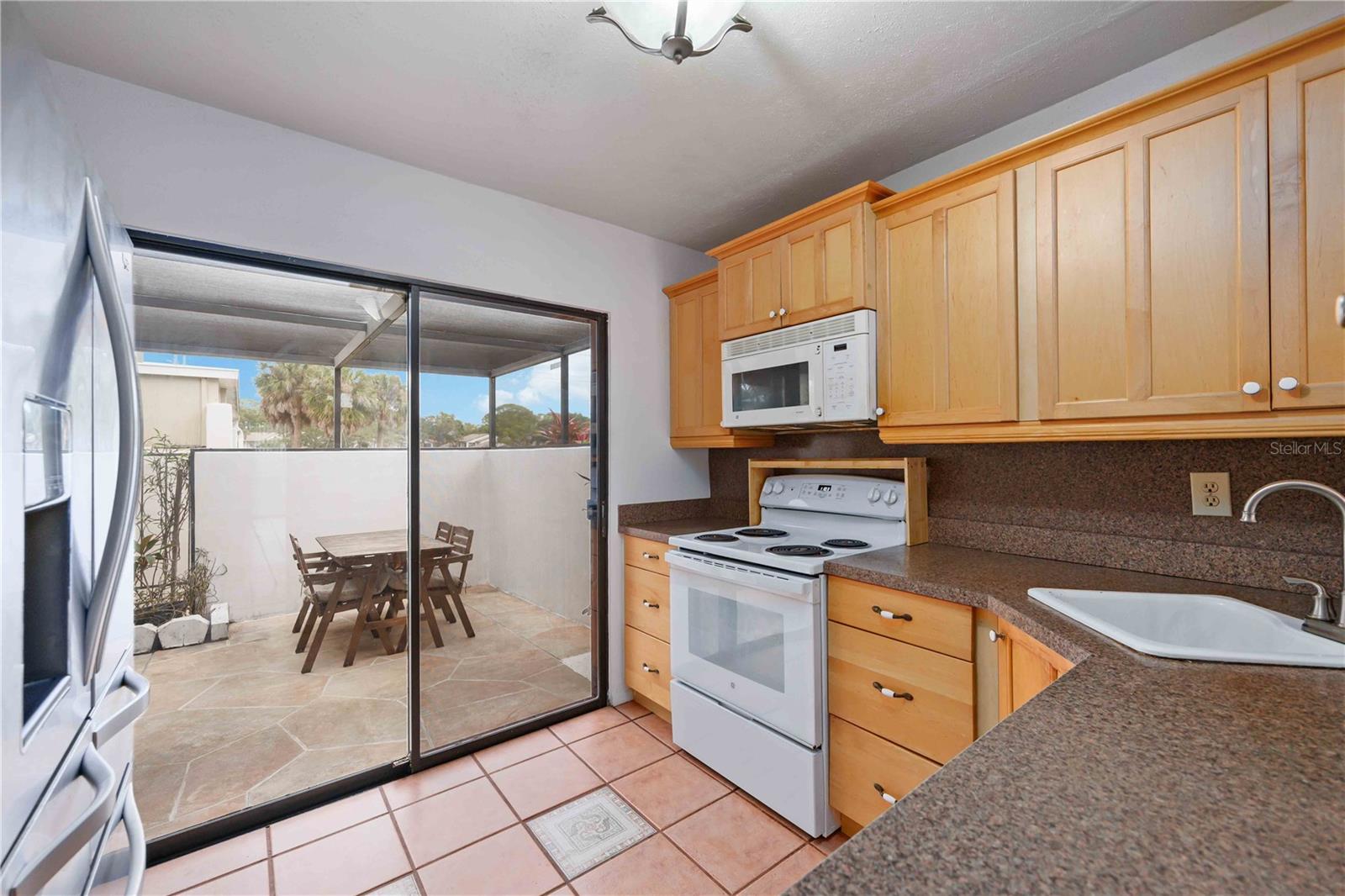 MEADOWLAKE V - Residential