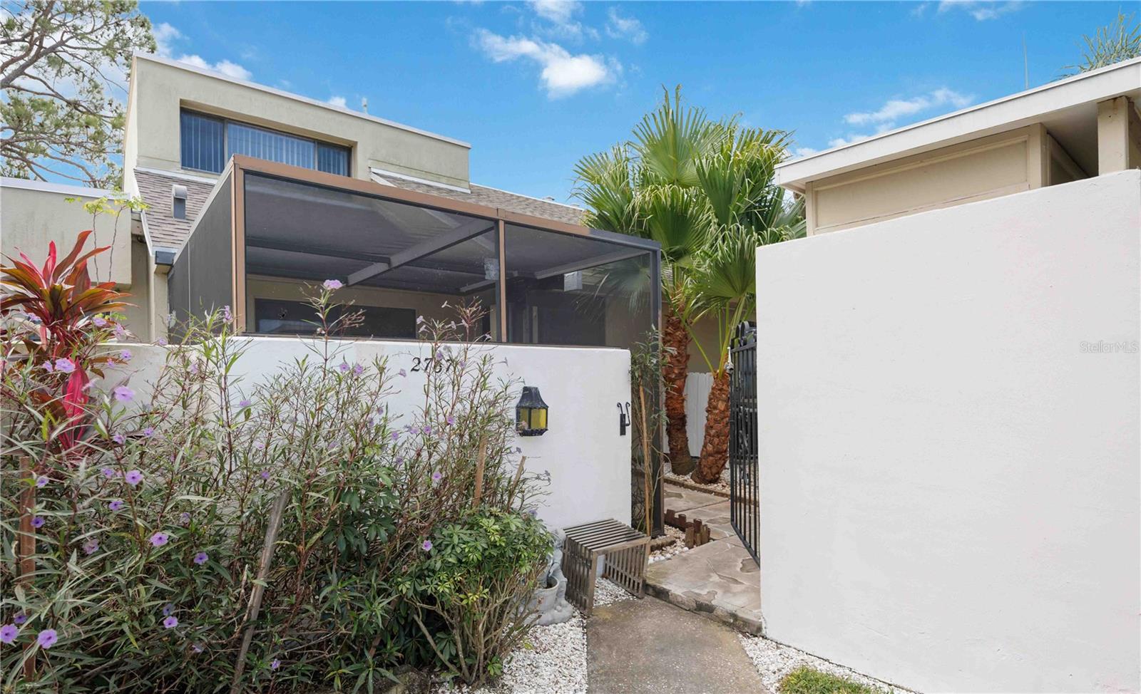 MEADOWLAKE V - Residential