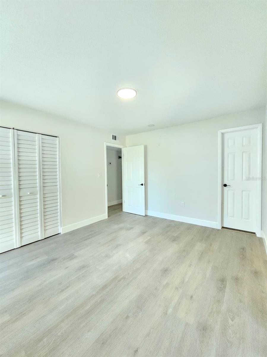 PORT MALABAR UNIT 04 - Residential