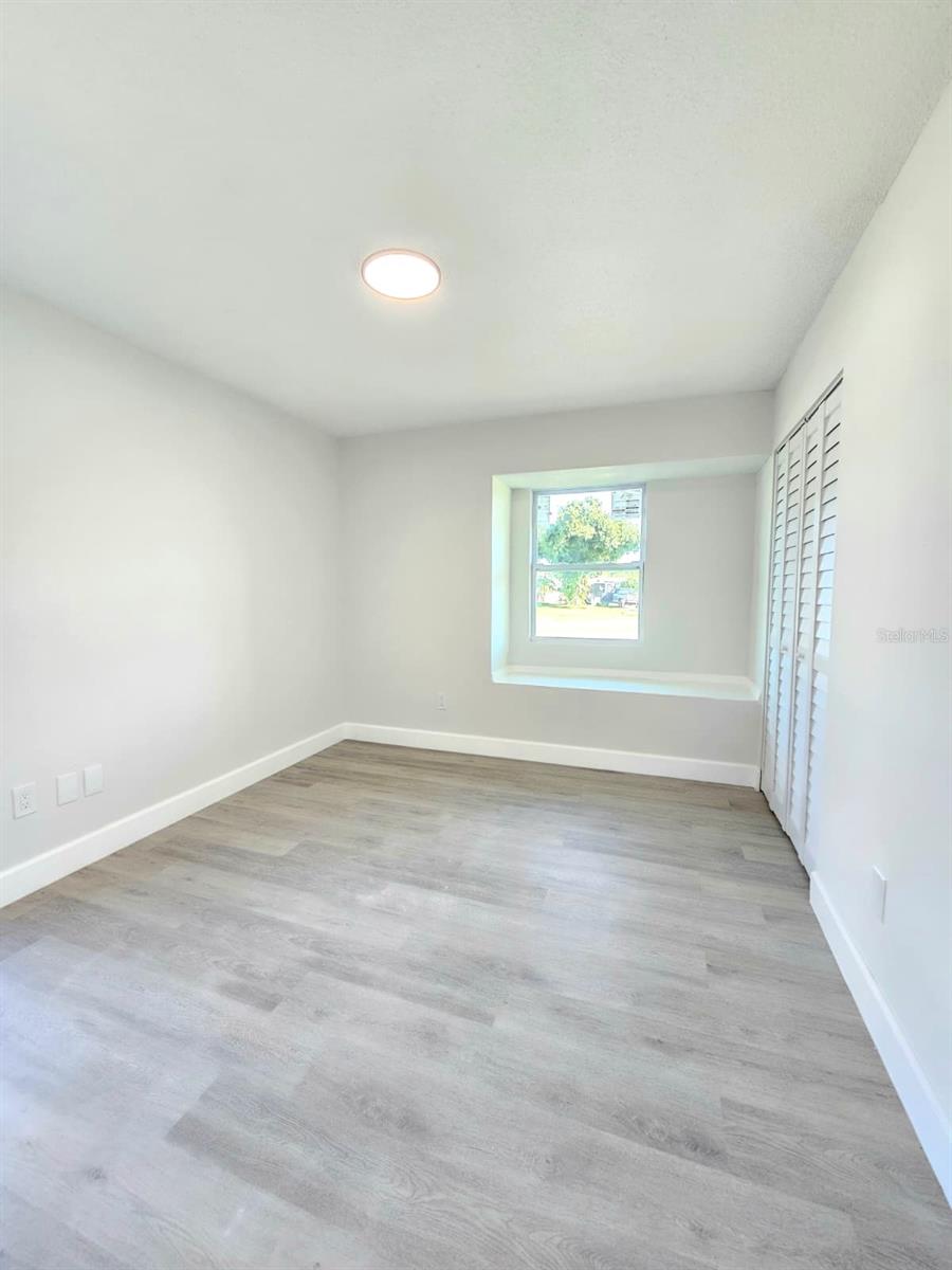 PORT MALABAR UNIT 04 - Residential