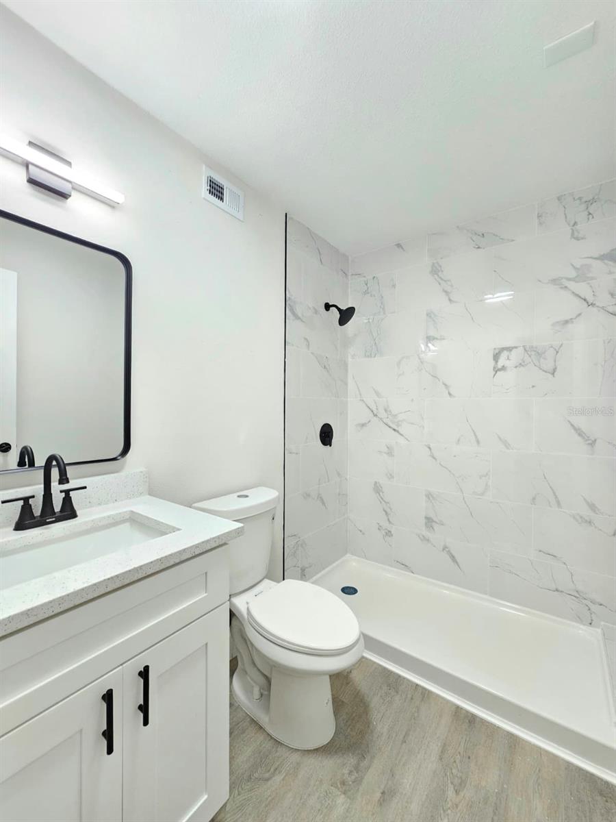 PORT MALABAR UNIT 04 - Residential