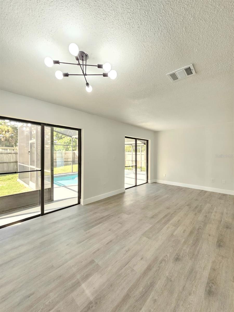 PORT MALABAR UNIT 04 - Residential