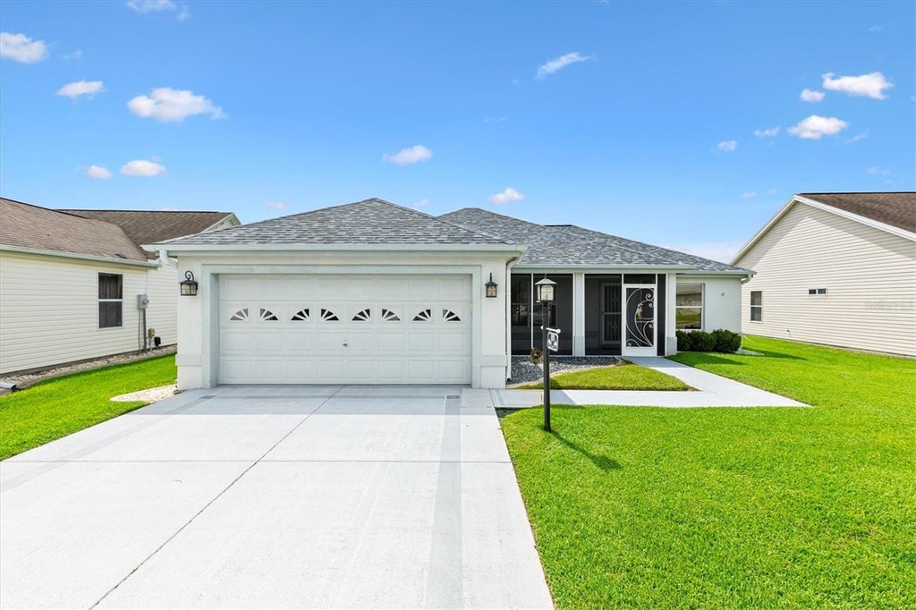Photo of 811 San Salvador Drive, The Villages, FL 32159 (MLS # G5115913)