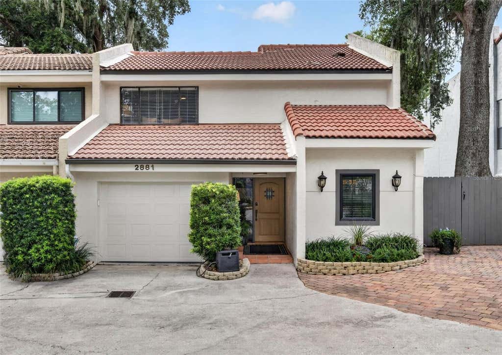 Photo of 2881 Temple Trail, Winter Park, FL 32789 (MLS # O6431955)