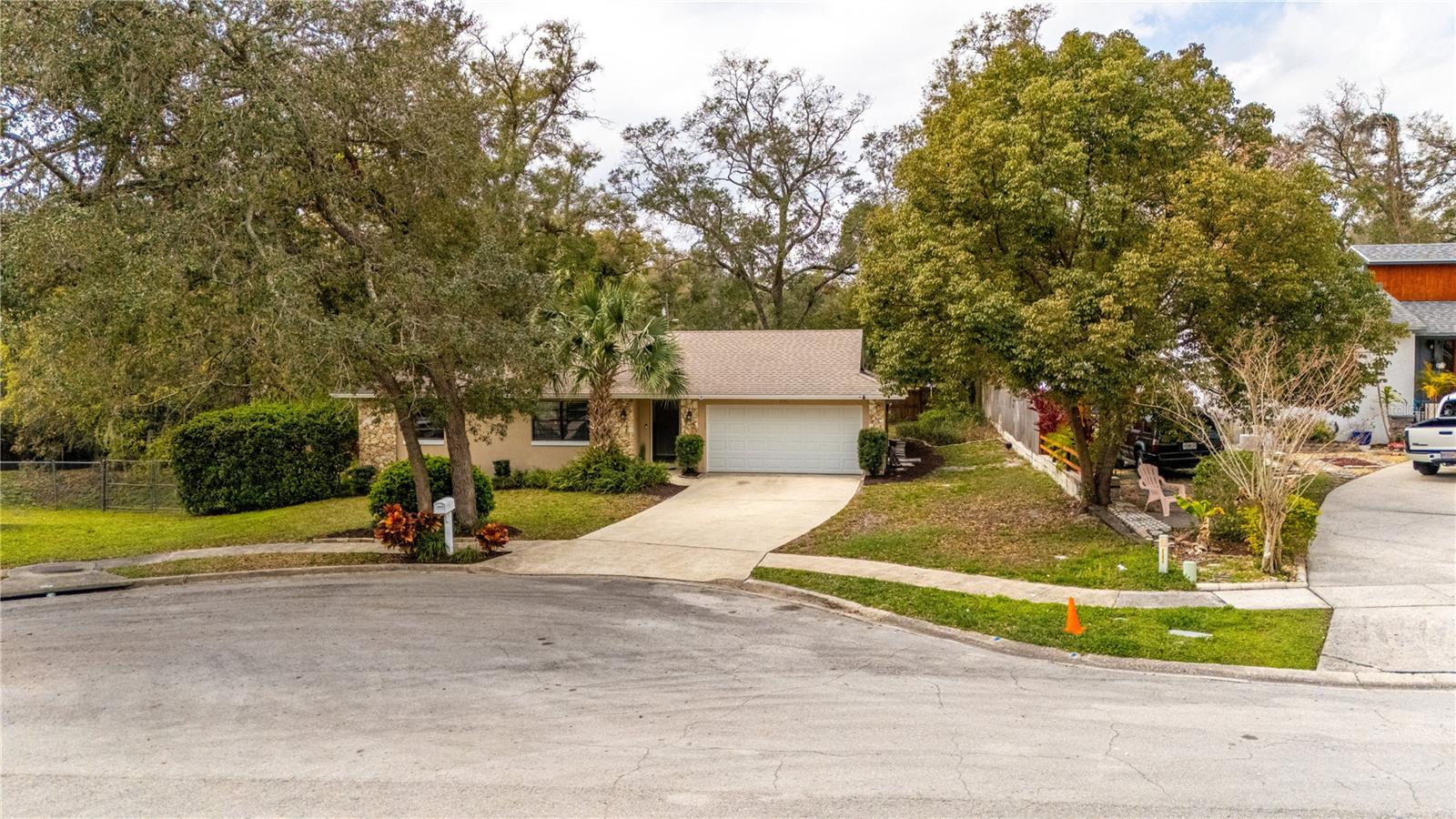 690 SHADY COURT