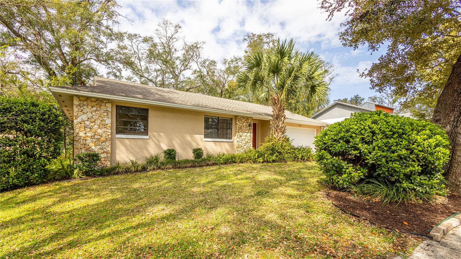 690 SHADY COURT