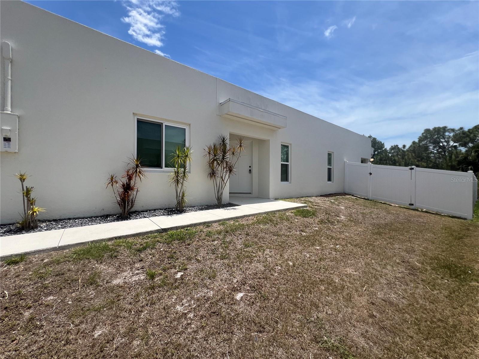 PORT CHARLOTTE SEC 072 - Residential Lease