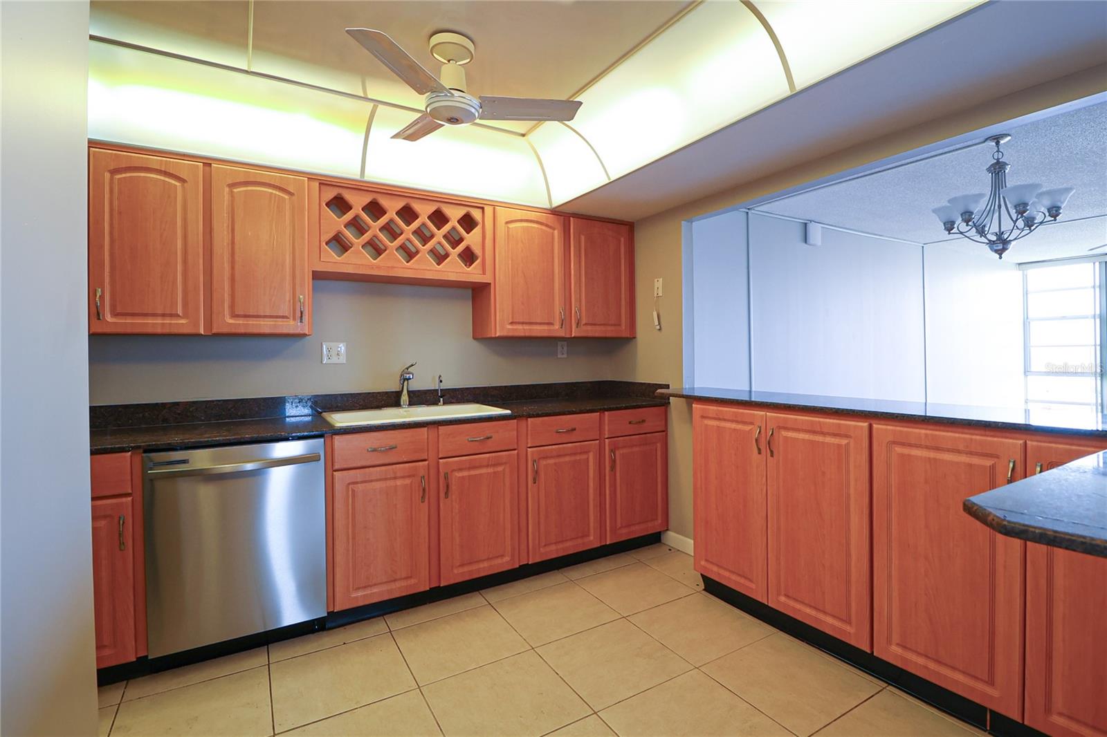 7400 SUN ISLAND DRIVE S 501