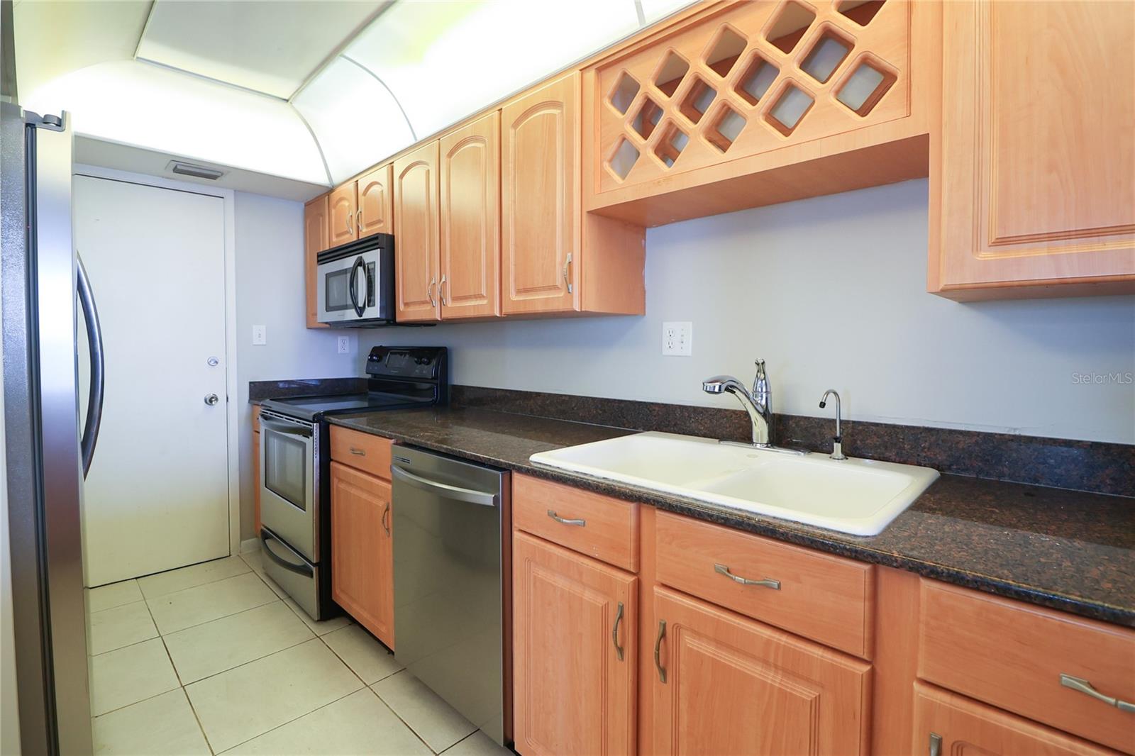 7400 SUN ISLAND DRIVE S 501
