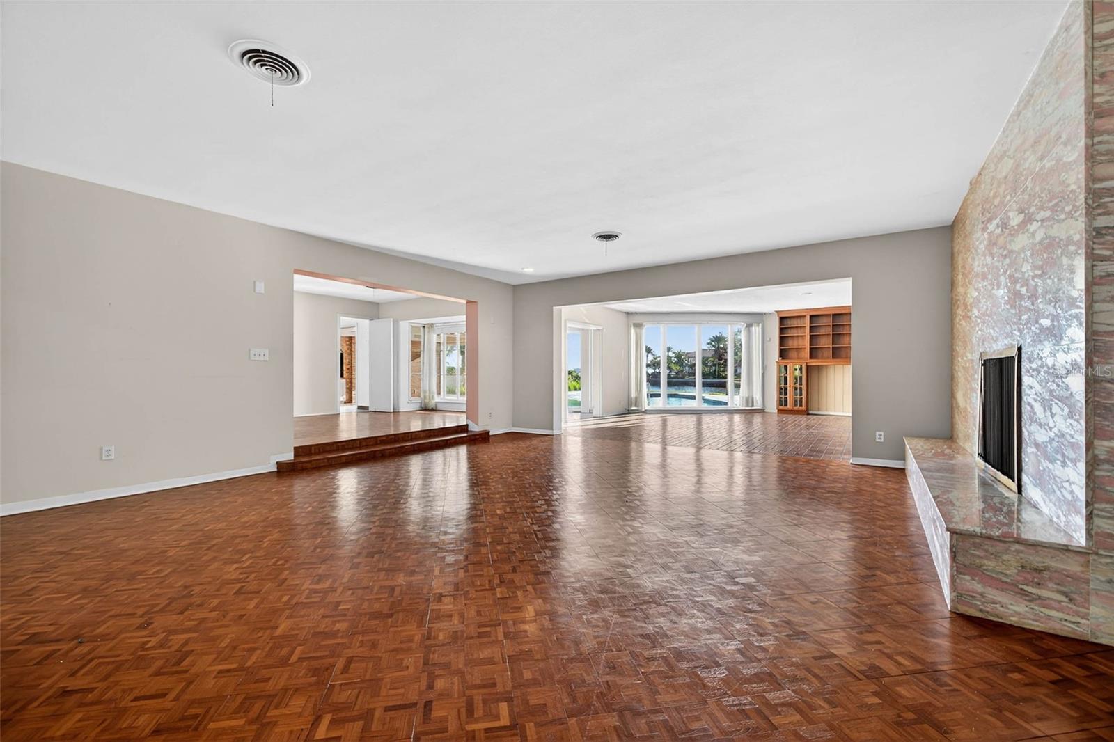 SNELL ISLE BRIGHTWATERS UNIT H BLK 1 - Residential