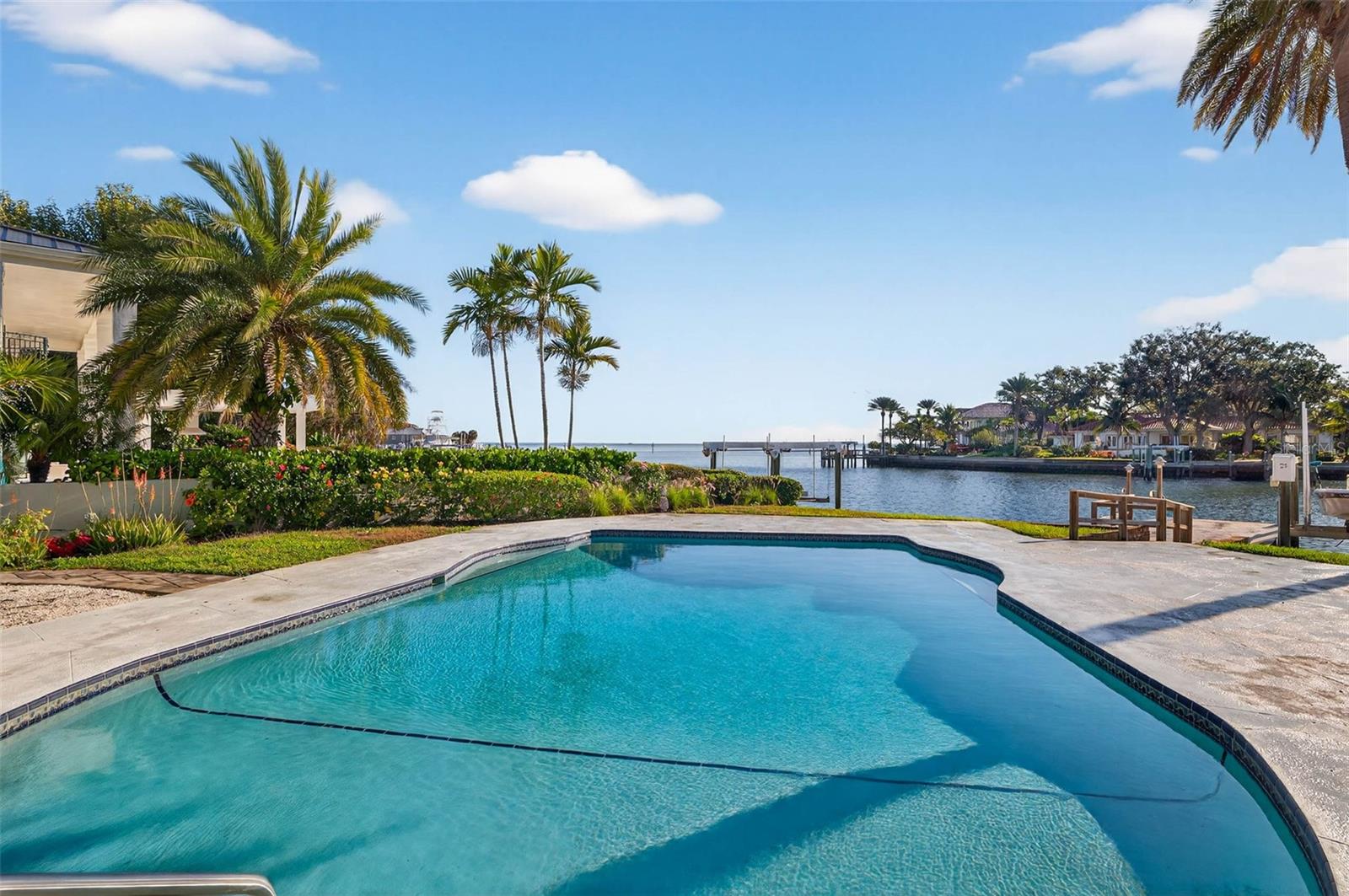 SNELL ISLE BRIGHTWATERS UNIT H BLK 1 - Residential