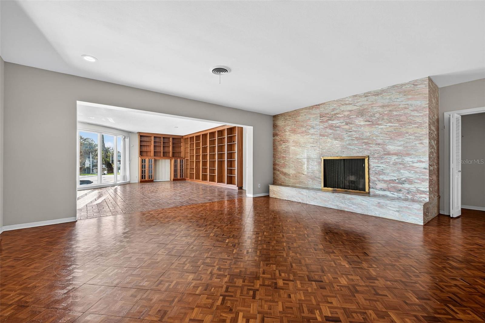 SNELL ISLE BRIGHTWATERS UNIT H BLK 1 - Residential