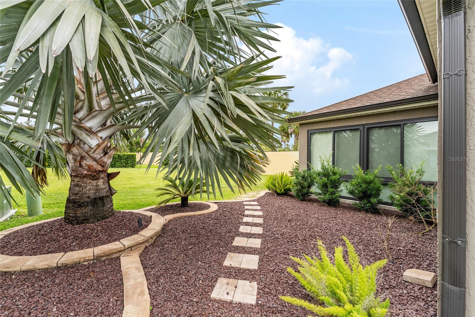 2585 CONSTANCE COURT